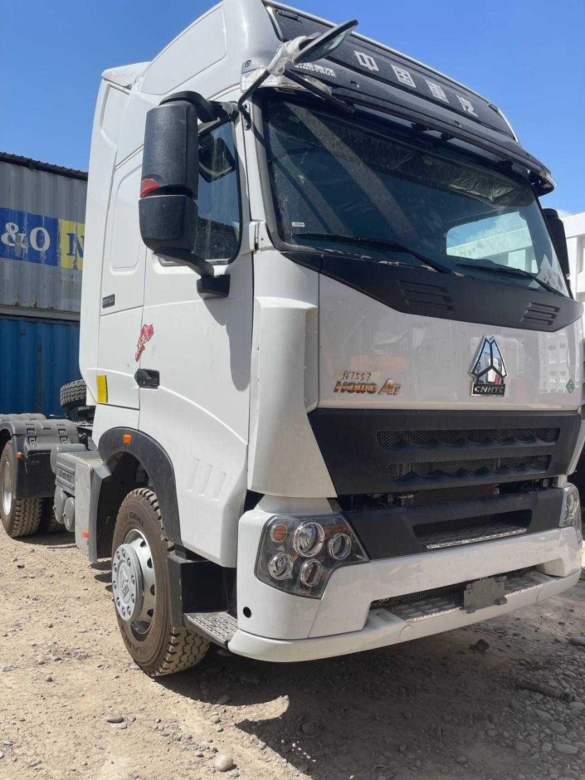 HOWO a7 тягач CNG