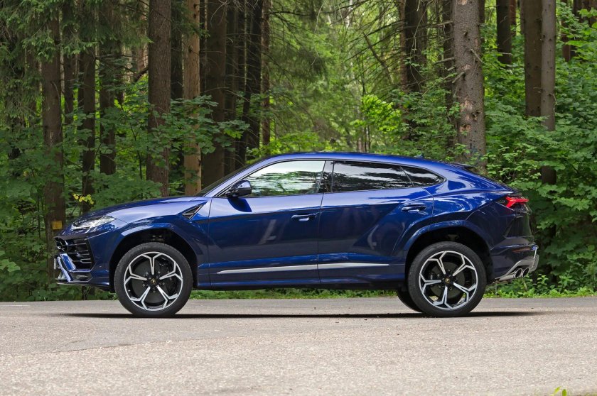 Ламборгини Урус