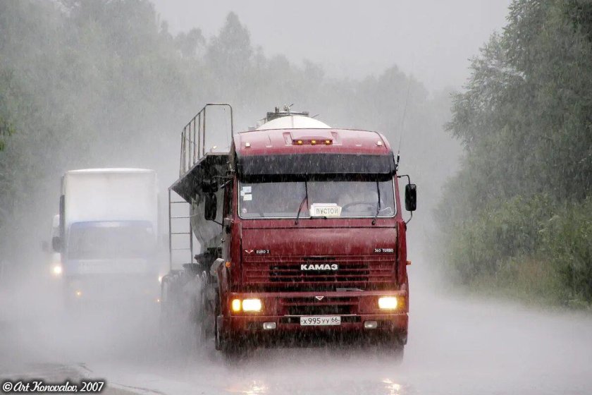 КАМАЗ 6460 фура