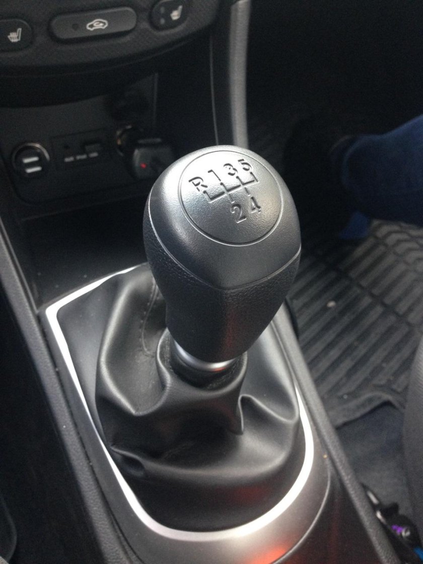 Ручка МКПП Солярис 1