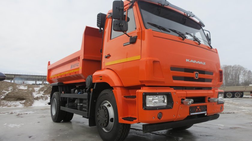 КАМАЗ 43255 самосвал