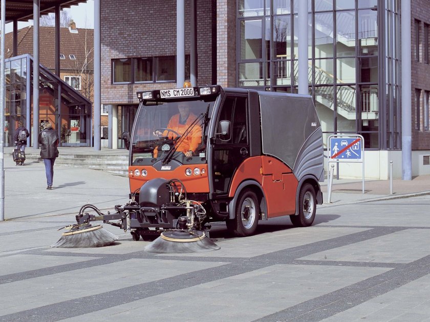 Коммунально-уборочная машина Hako Citymaster