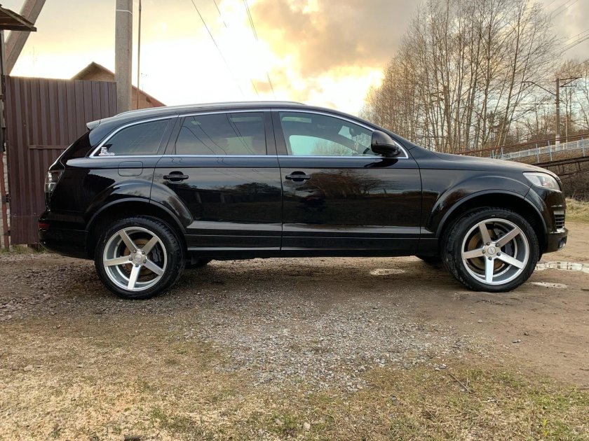 Audi q7 r21