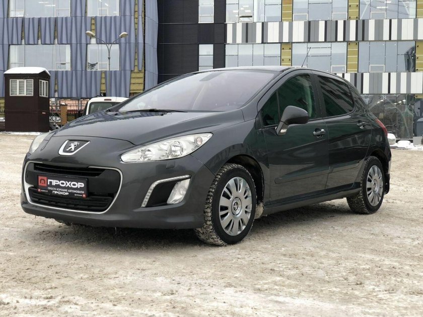 Комплектация Allure Пежо 308