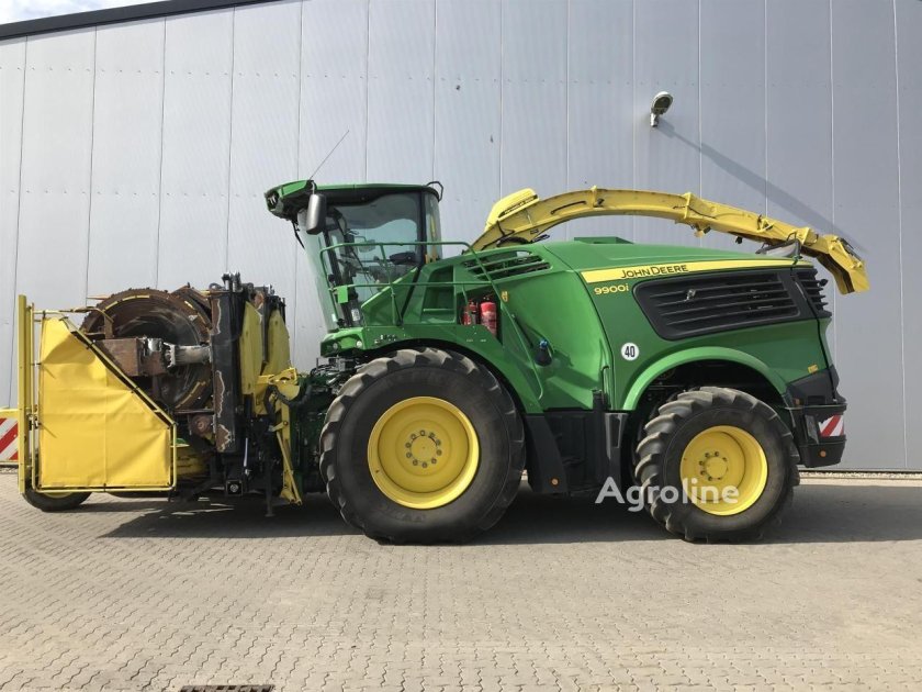 John Deere 8500