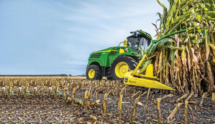 Кормоуборочный комбайн Джон Дир 8300