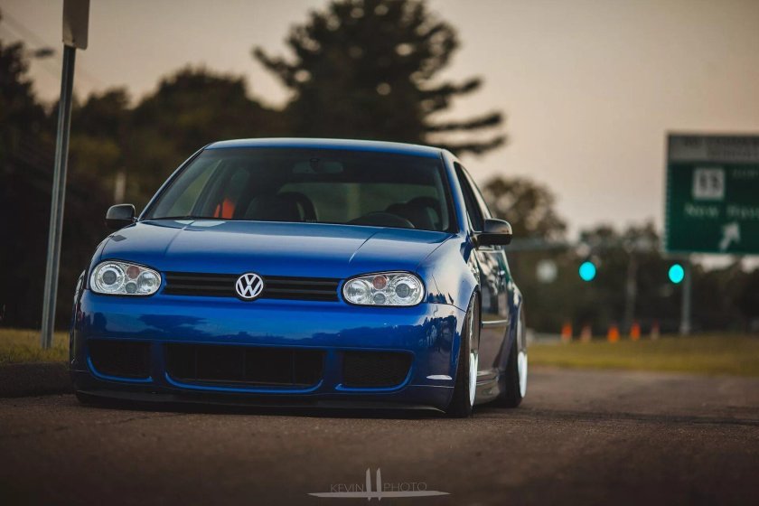 Volkswagen Golf GTI mk4