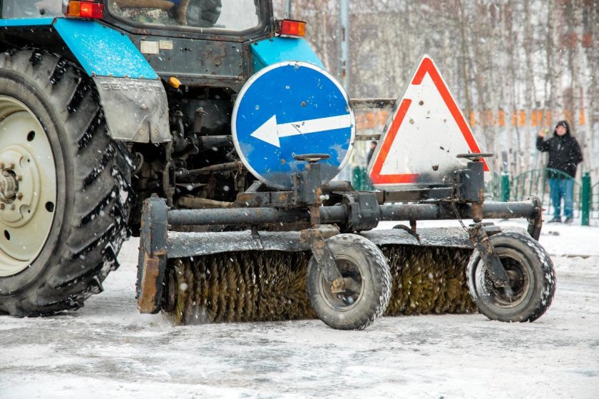 Уборка снега