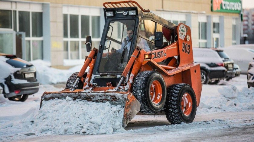 Уборка снега