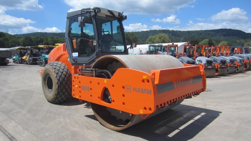 Каток грунтовый намм 3518