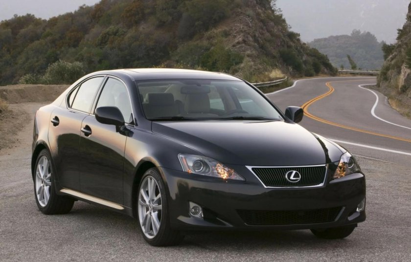Лексус ИС 250