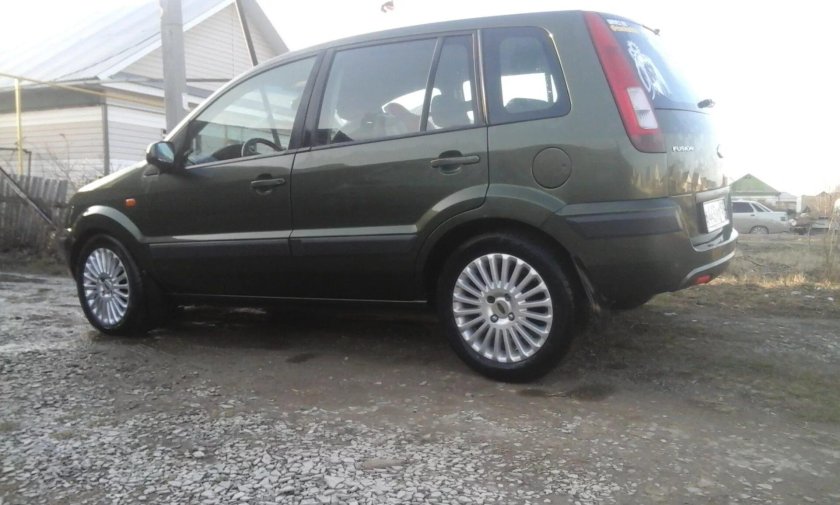 Ford Fusion 1.4 r16