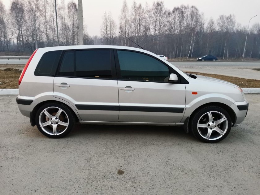 Диски и резина Форд Фьюжн 17