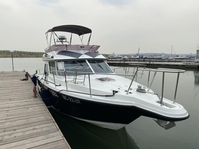 Катер ева Иркутск Байкал