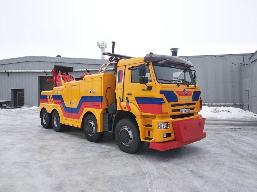 Грузовой эвакуатор КАМАЗ 65201