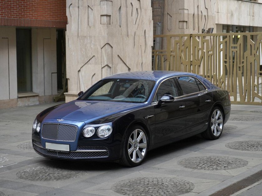 Bentley Flying Spur 2015