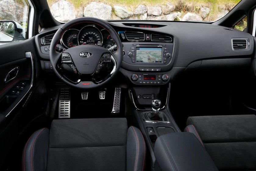 Kia Ceed gt 2015 салон