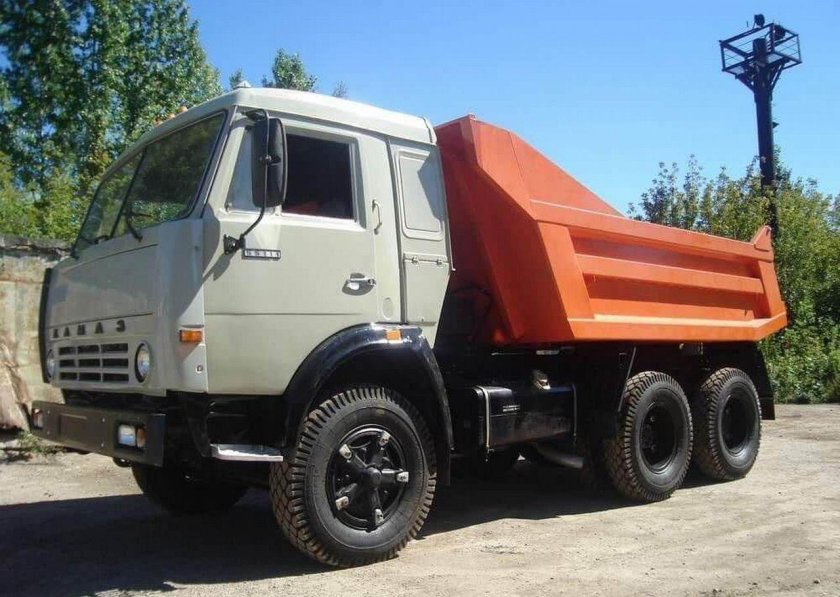 КАМАЗ самосвал 10т кубов