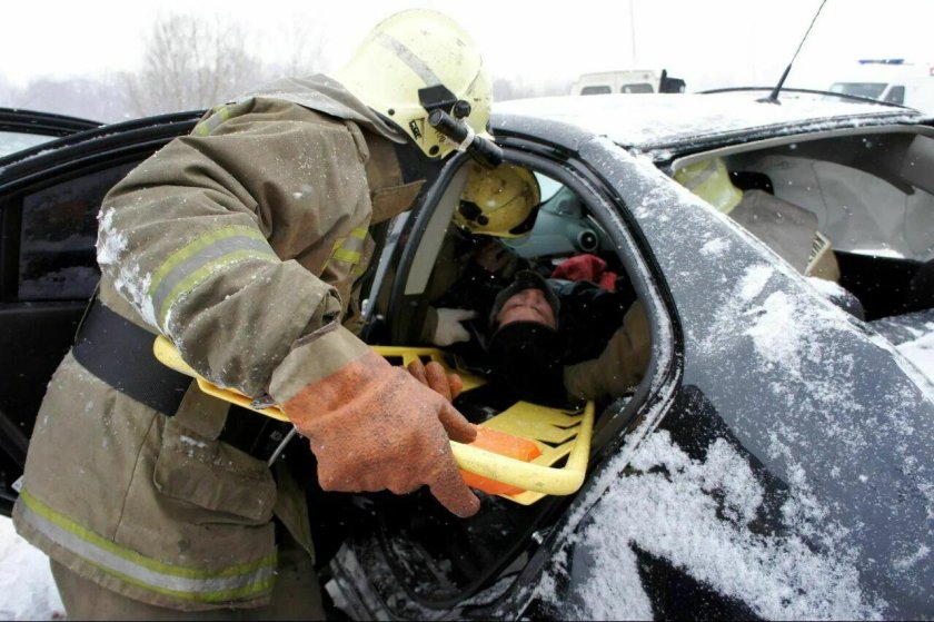 Деблокирование пострадавших при ДТП