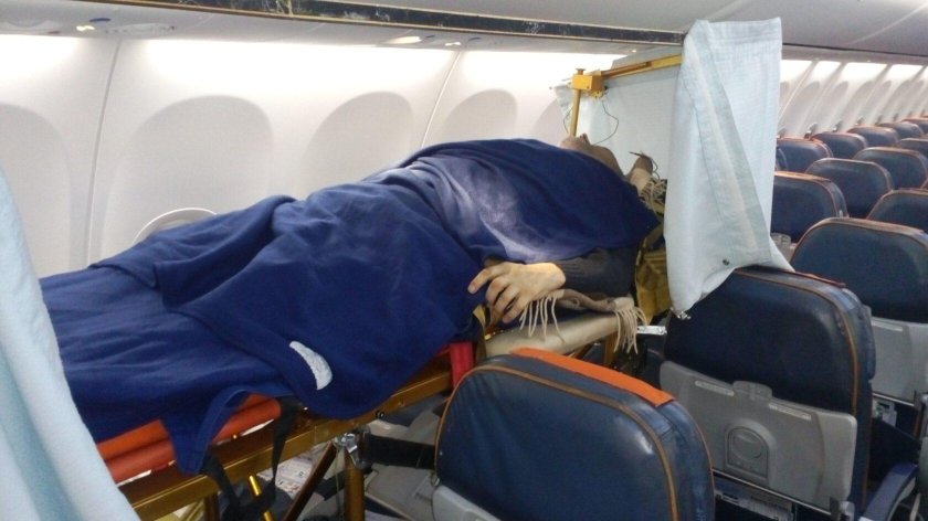Лежачие места в самолете