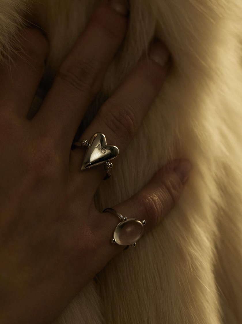 Кольцо перевертыш AVGVST