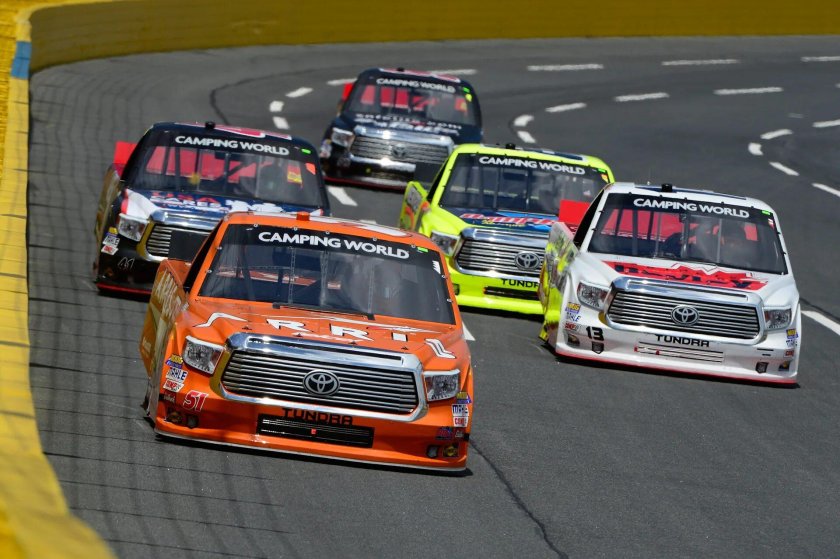 Наскар Пикапы