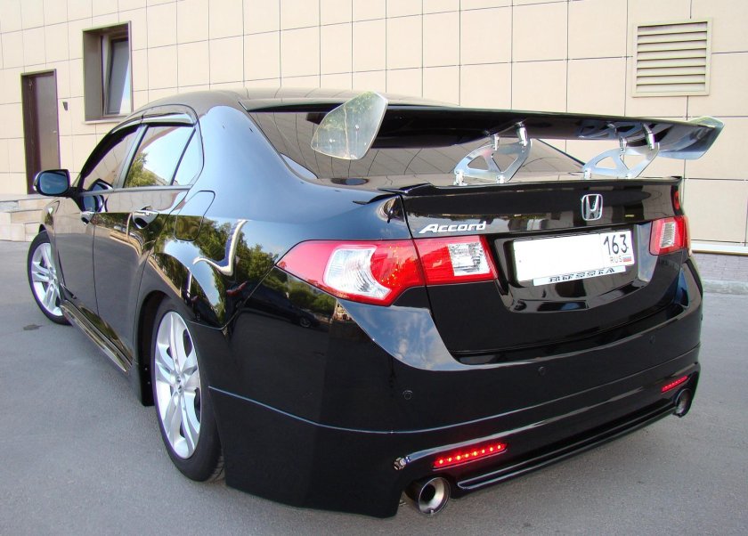 Honda Accord 2007 Spoiler