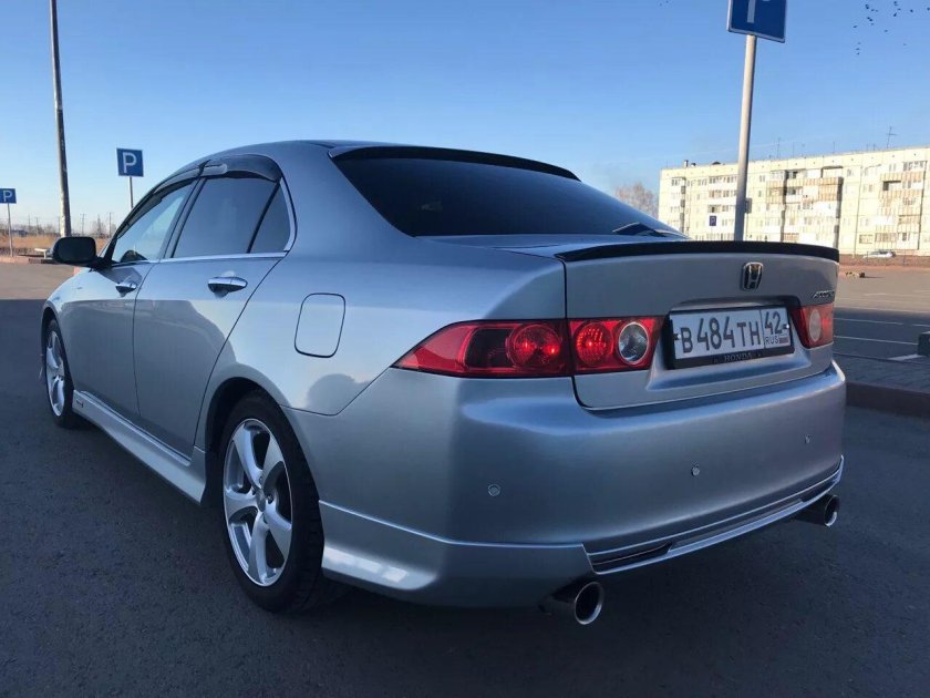 Accord 7 спойлер