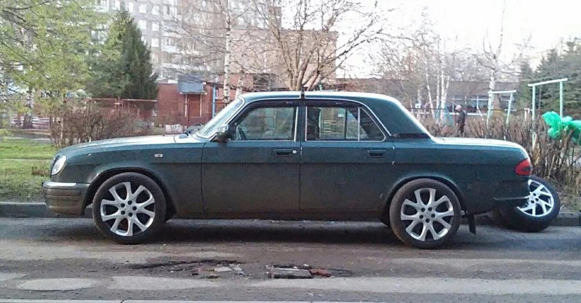 ГАЗ 31105 литые диски