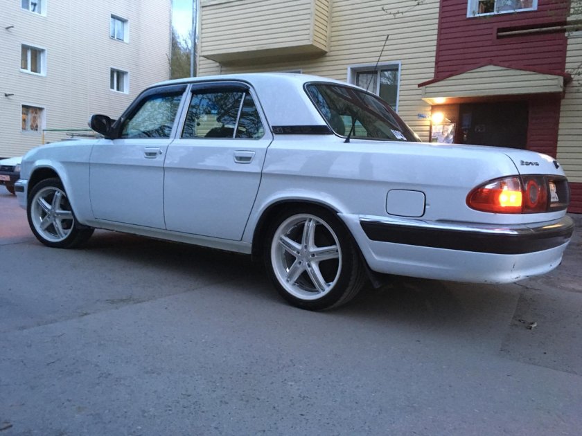 ГАЗ 31105 r17