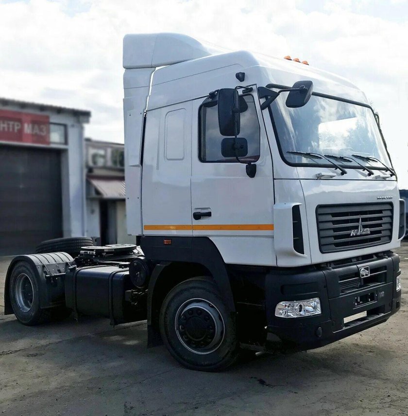 Седельный тягач МАЗ 544028