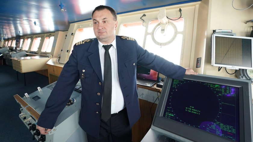 Руслан Сасов Капитан ледокола