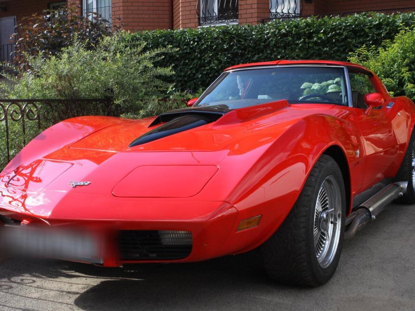 Chevrolet Corvette c3 Red