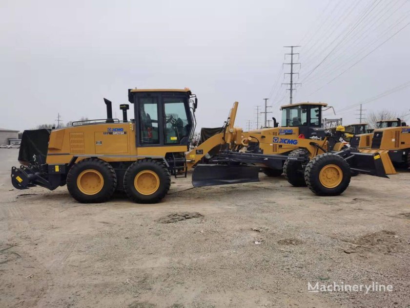 Грейдер XCMG gr215a