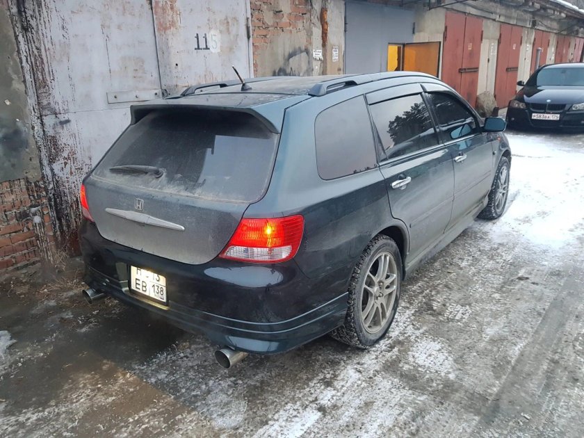 Хонда Авансир 2000