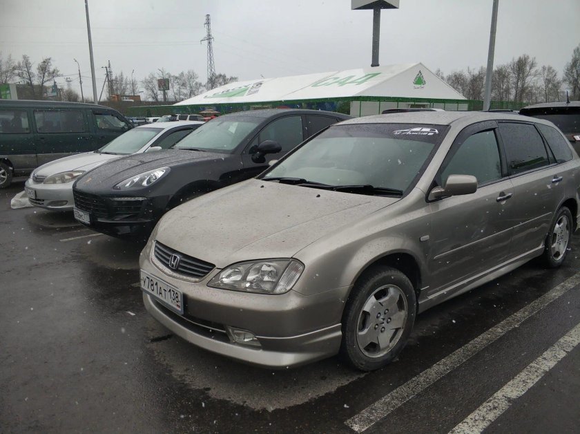 Honda Avancier 2000 2.3