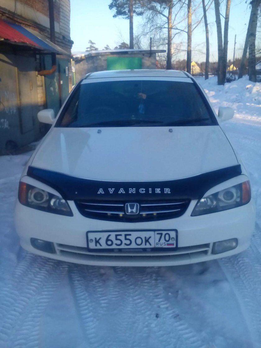 Линзы Хонда Авансир