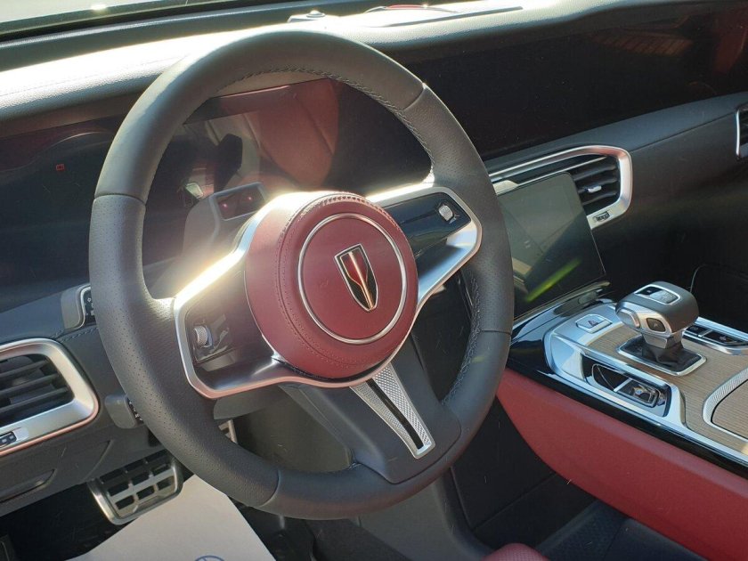 Hongqi e-hs9 99 KWH, 2021