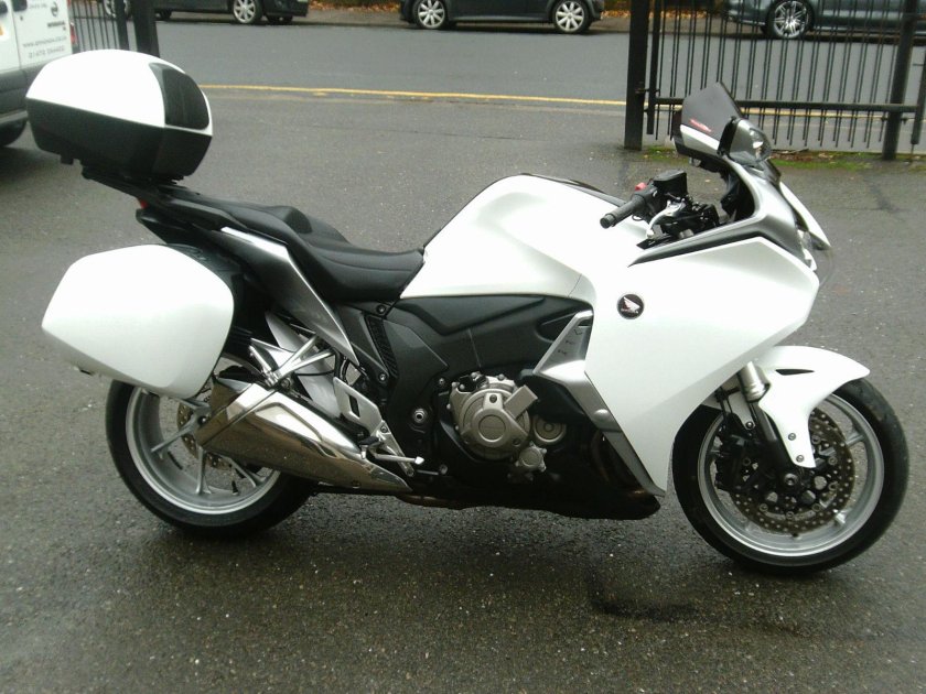 Honda vfr1200fd