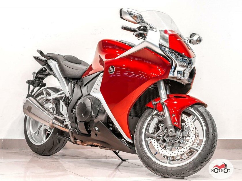 Honda VFR 1200 красный