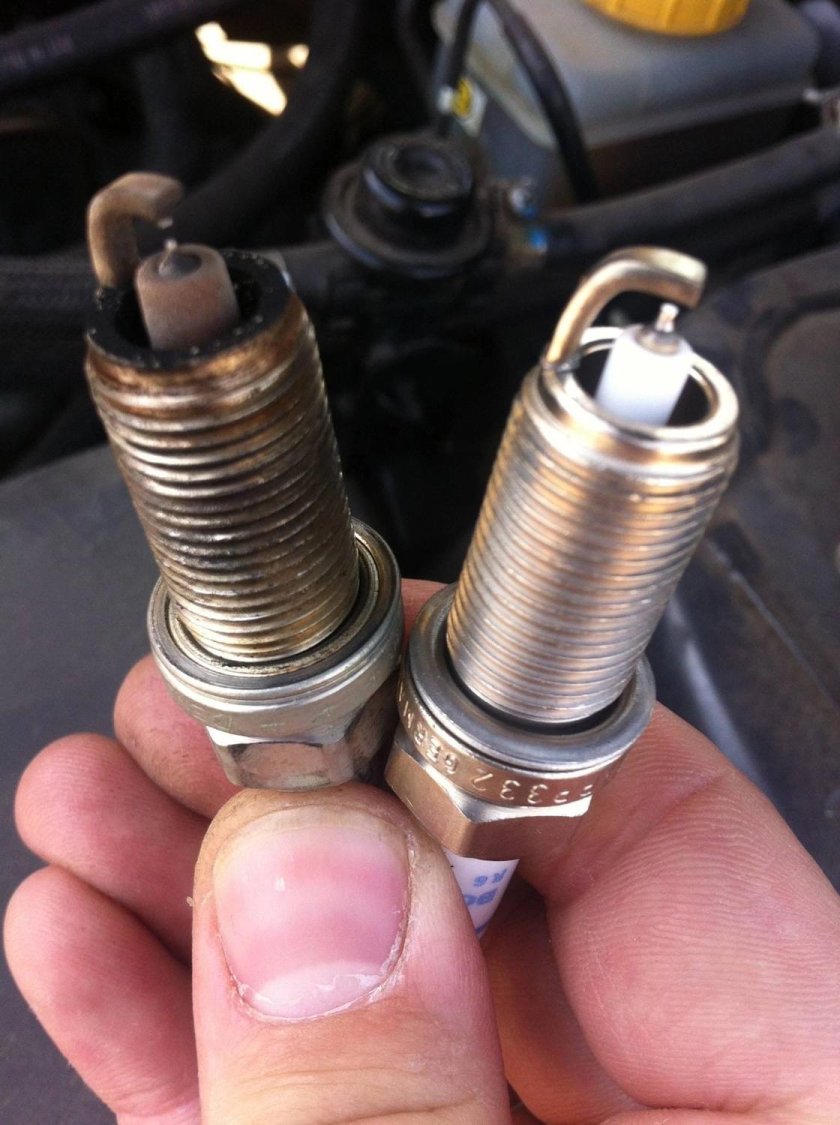 Свеча зажигания