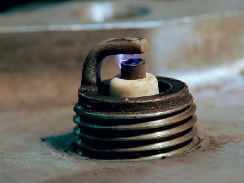 Свеча зажигания иридиевая