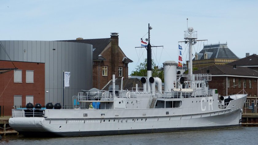 Корабль «ден-Хелдер»