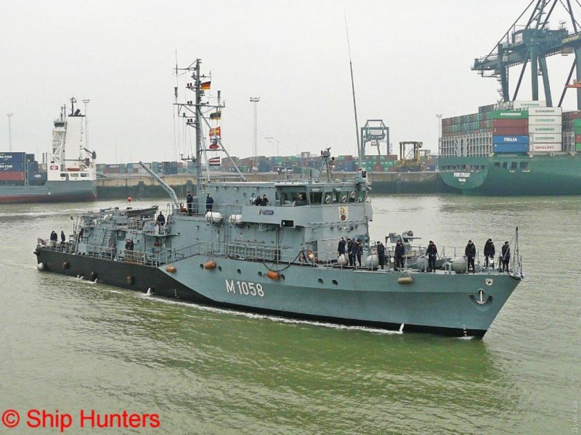 Румынский минный тральщик