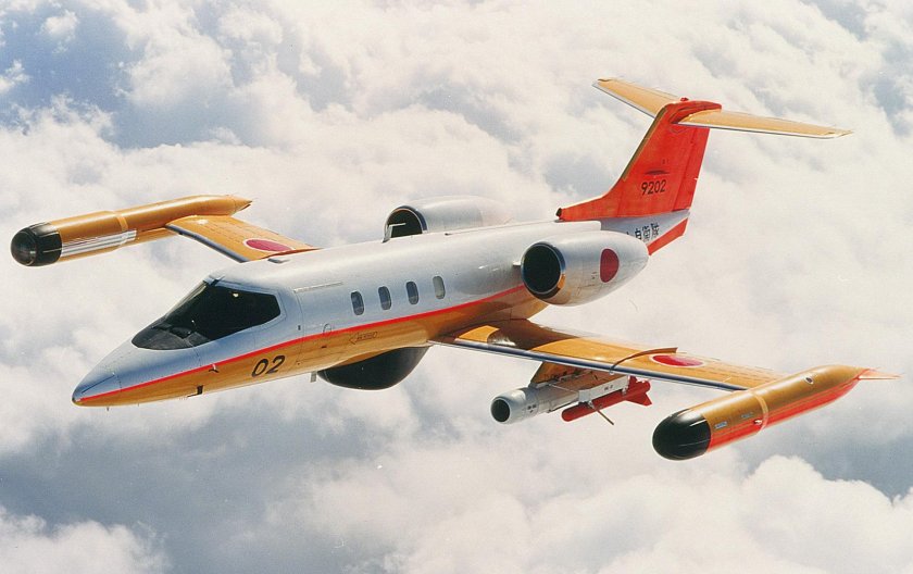 Самолет Learjet 35