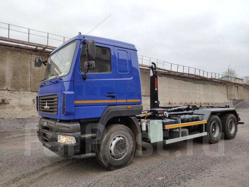 Шасси МАЗ-631228-8575-012