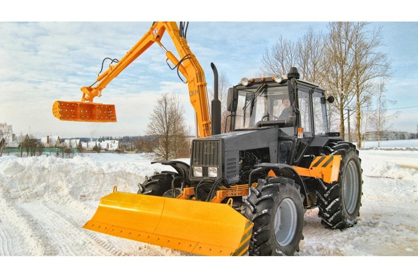 МТЗ 1221 экскаватор