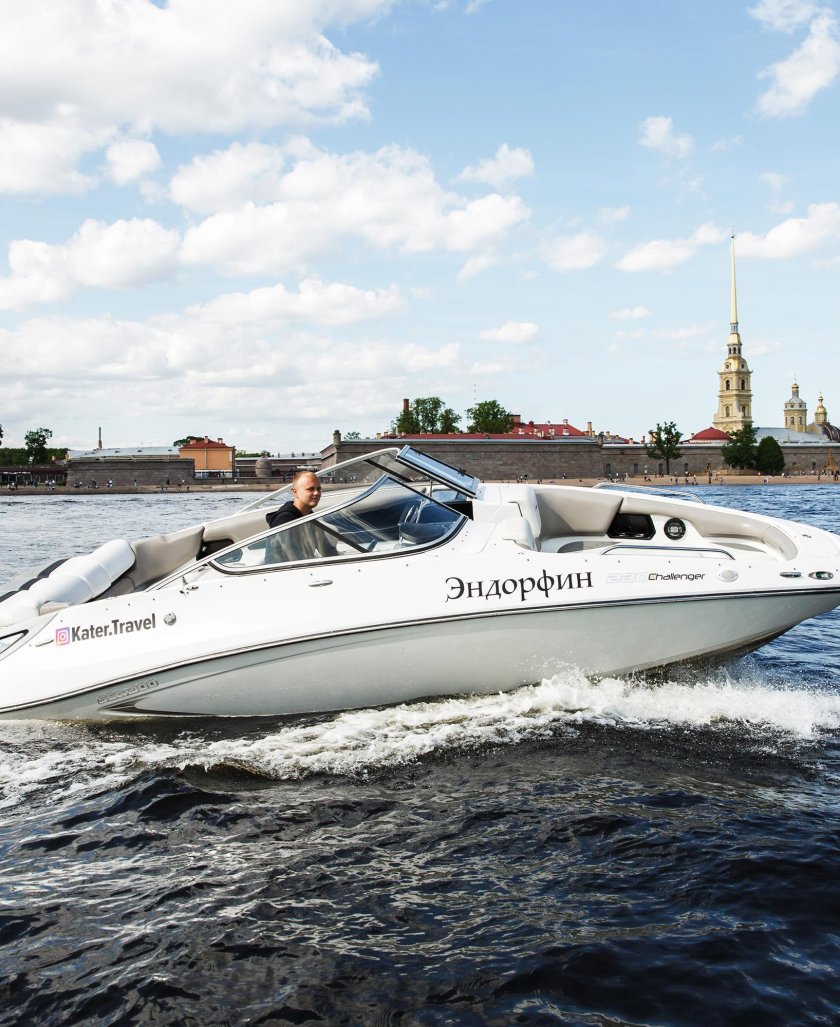 Катер Victory а8 Cabin