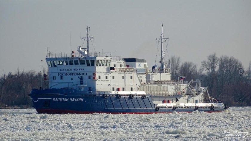 Ледокол Чечкин Астрахань