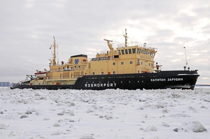 Ледокол Капитан Букаев Астрахань
